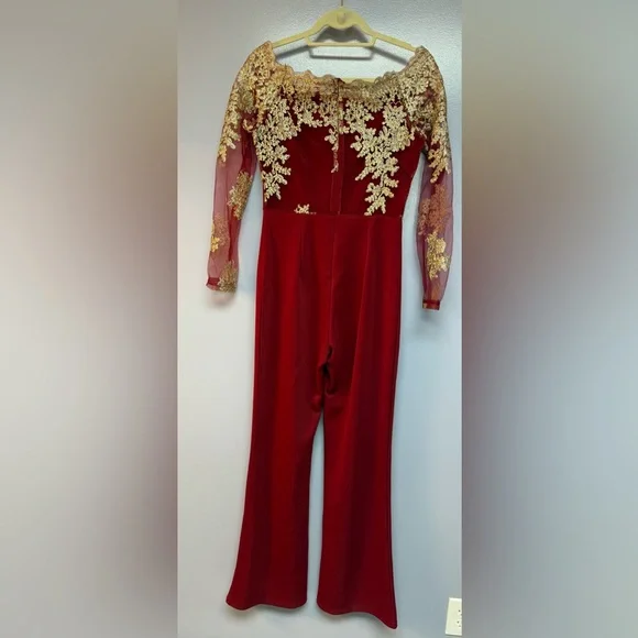 Elegant Red Lace Jumpsuit, no tag, size would fit M - Picture 4 of 14